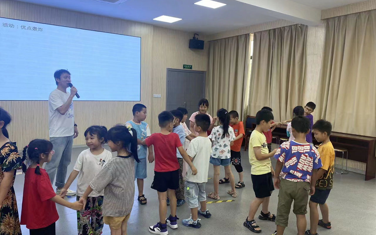 息烽龙观乡中心学校